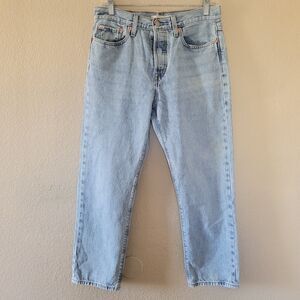 Levis Premium Womens Wedgie Straight Leg Jeans 28 Blue Medium Wash Button Fly